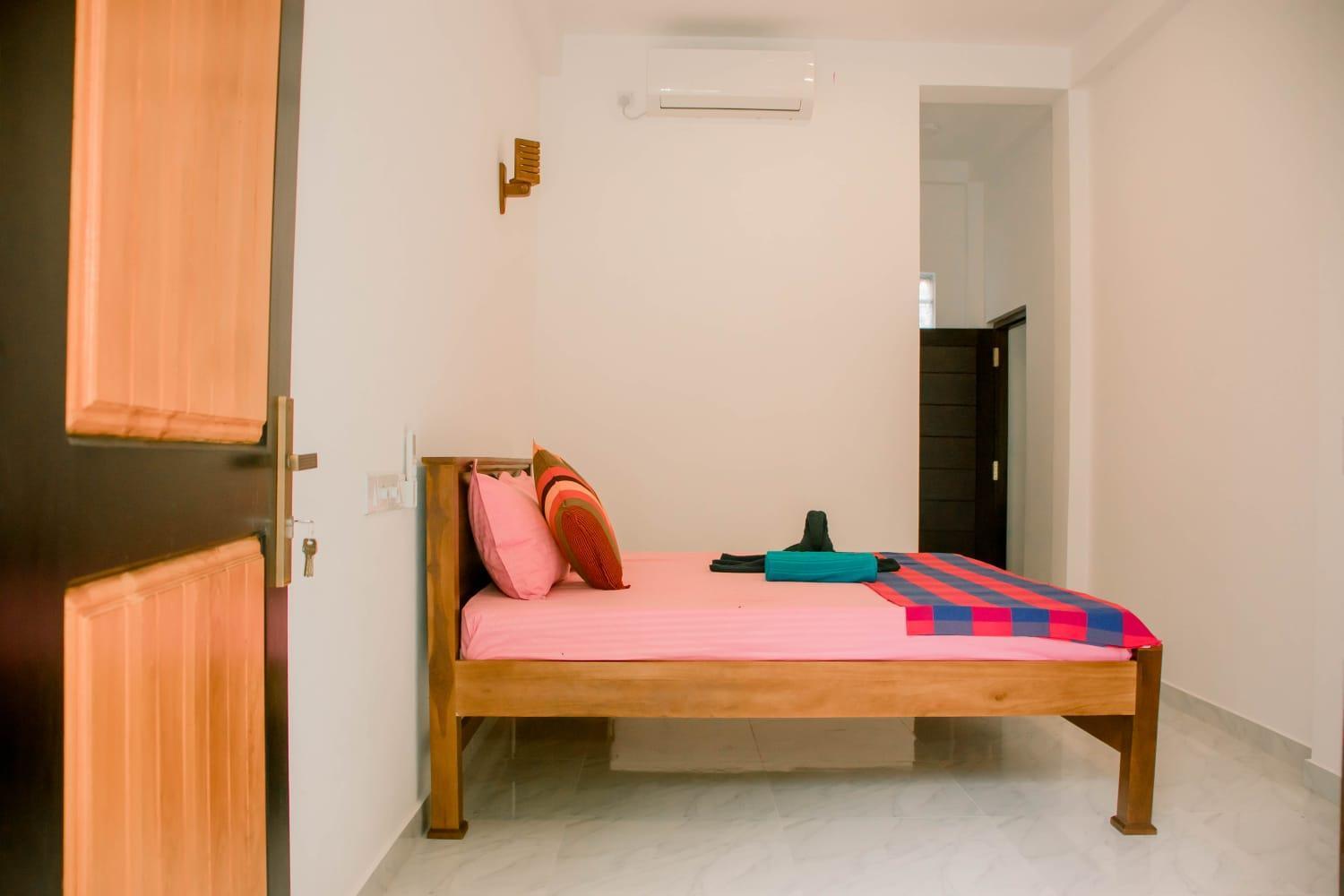 Navodya Guest Mirissa Hotel Exterior photo